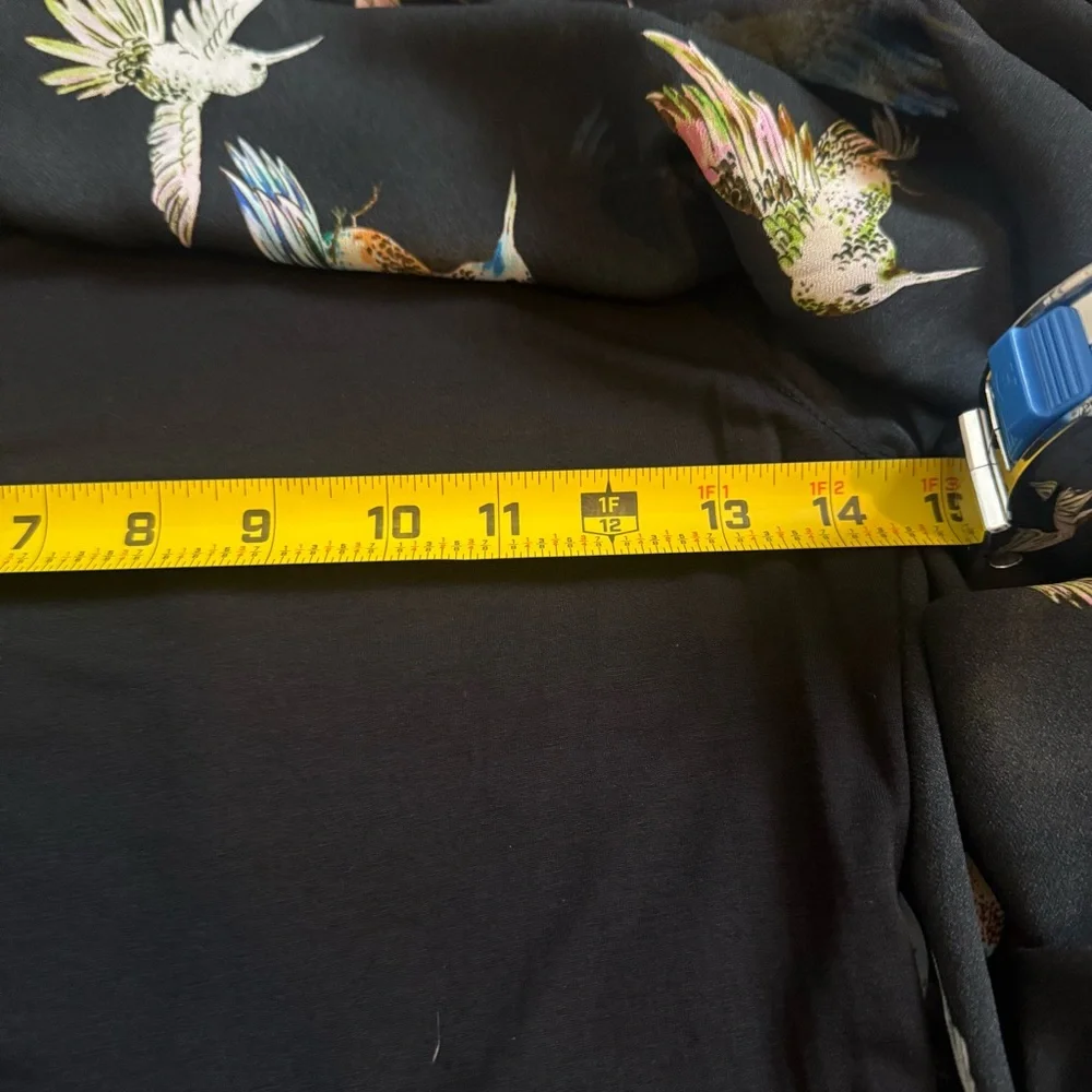 Karen Kane Hummingbird Print Lined Dolman Short Sleeve Flowy Blouse Womens Small - Picture 8 of 14